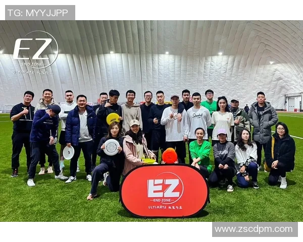 西安飞盘队在世界滑板锦标赛中的团队协作表现精彩纷呈引人注目